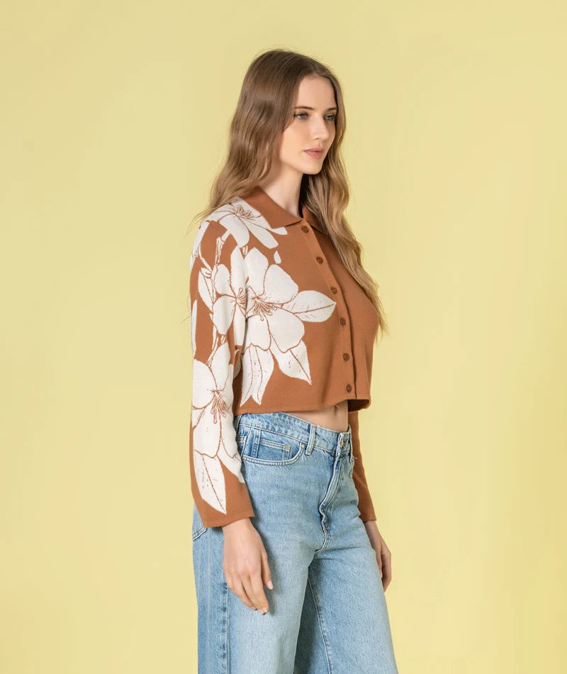 Casaco com jacquard flores