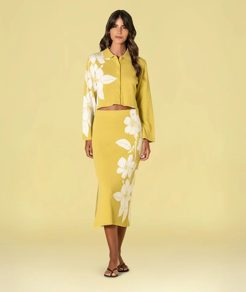 Casaco com jacquard flores