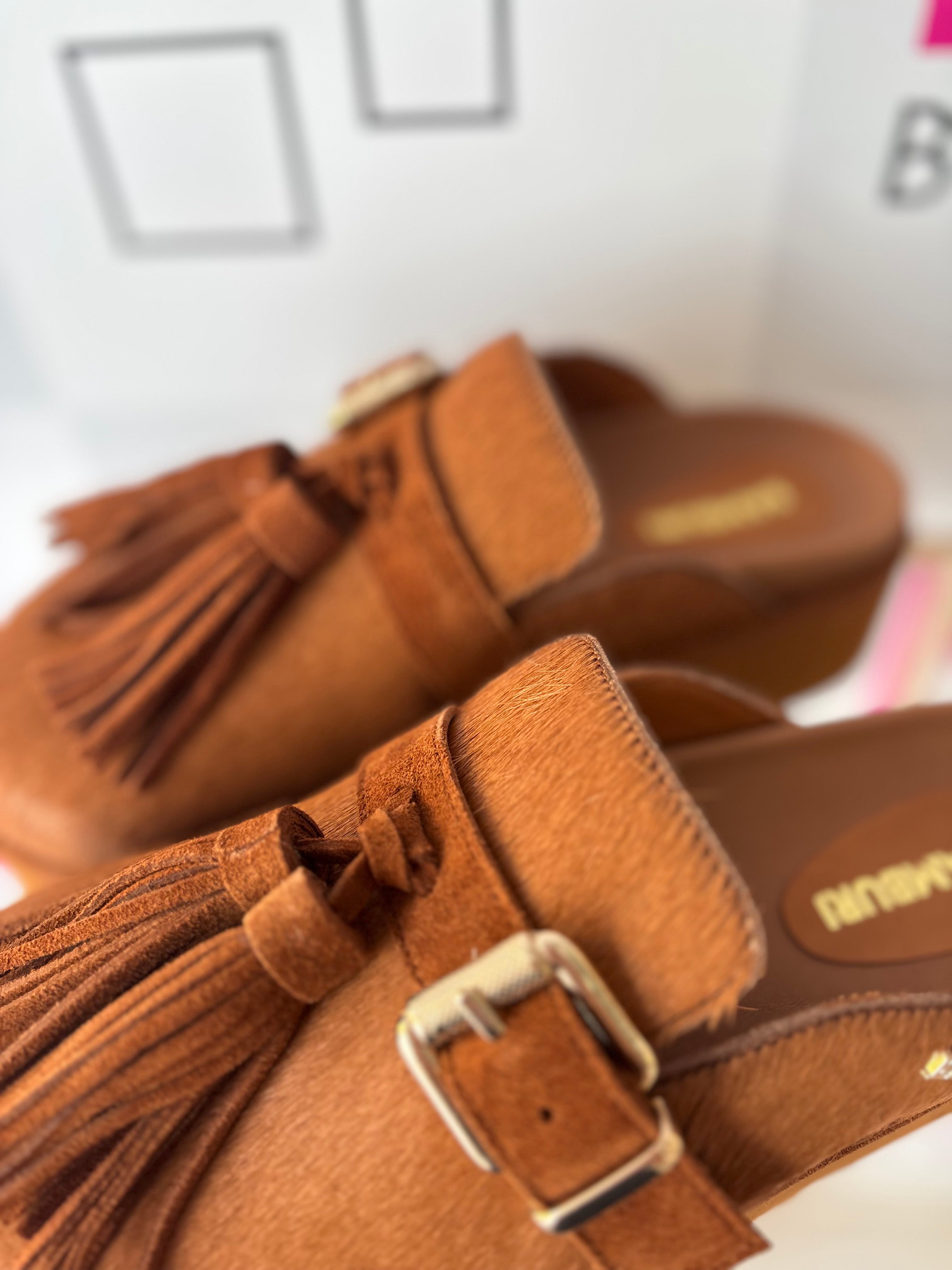 Mule em Pelo Camel com Franjas
