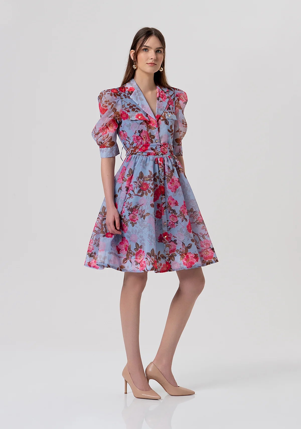 Vestido mini de corte regular com estampa floral