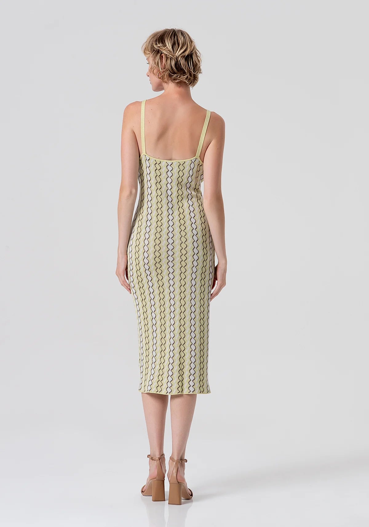 Vestido de malha sem mangas